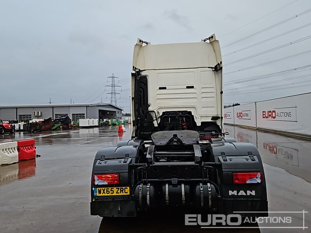 2015 MAN TGX26.480 - Nyergesvontató: 4 kép. 2015 MAN TGX26.480 - Nyergesvontató: 4 kép.