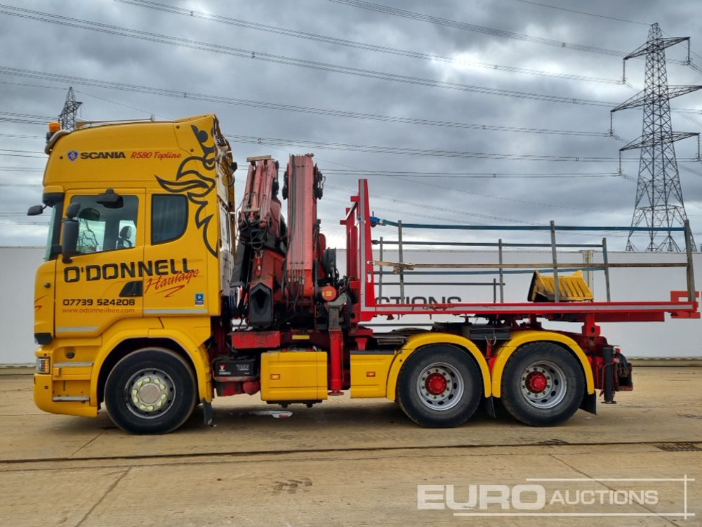 2017 Scania R580 V8 - Nyergesvontató: 2 kép. 2017 Scania R580 V8 - Nyergesvontató: 2 kép.