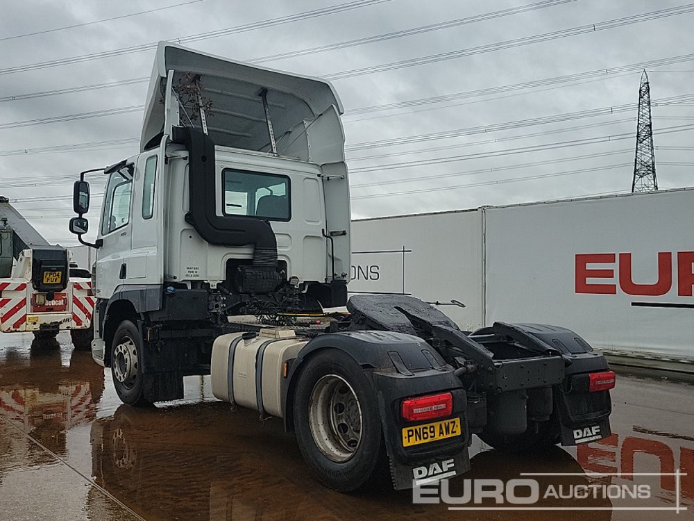 2019 DAF CF450 - Nyergesvontató: 3 kép. 2019 DAF CF450 - Nyergesvontató: 3 kép.
