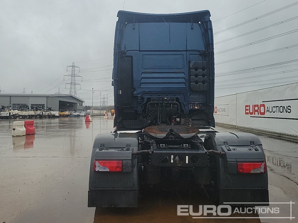 MAN TGA18.440 - Nyergesvontató: 4 kép. MAN TGA18.440 - Nyergesvontató: 4 kép.