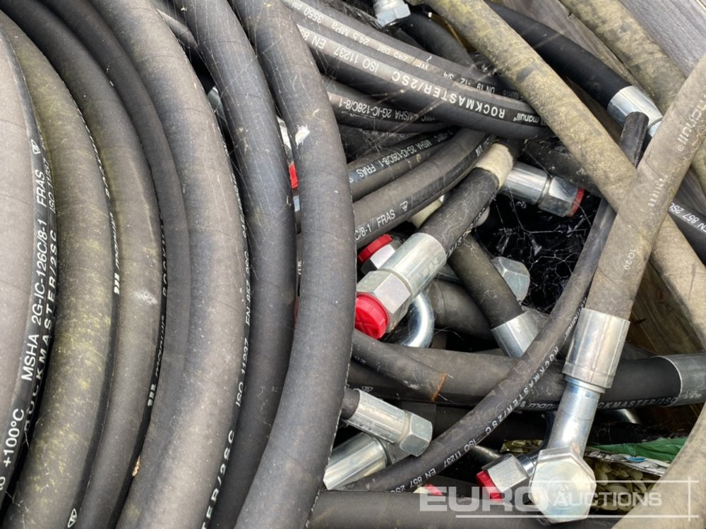 Építőipari berendezések Pallet of Hydraulic Hoses (2 of): 9 kép.