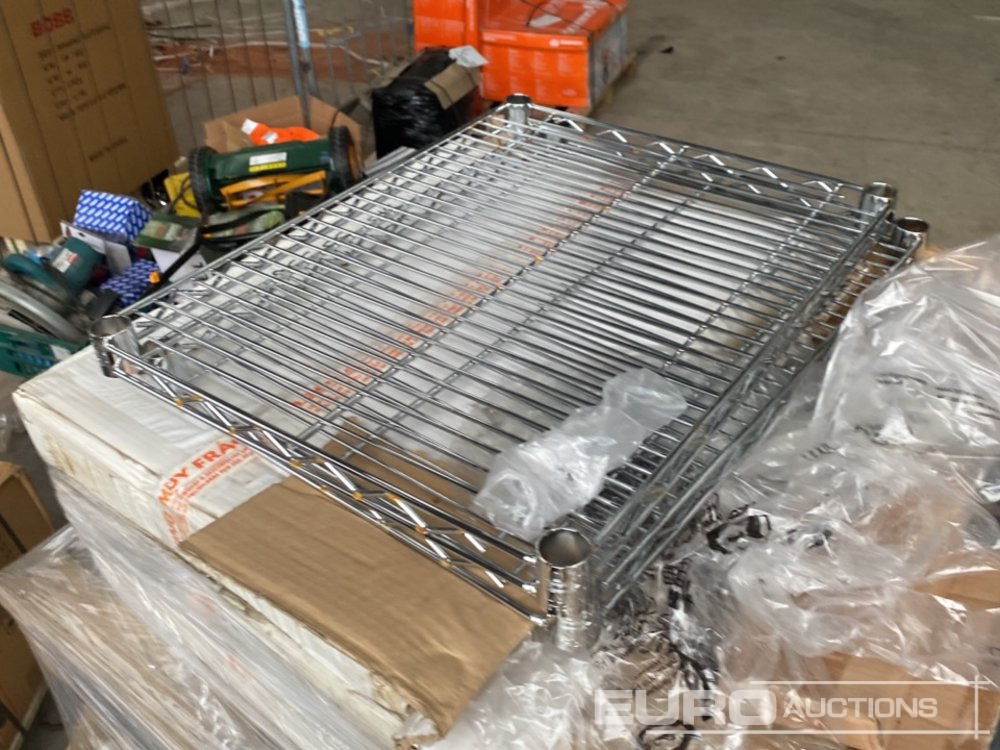 Pallet of Metal Shelving - Építőipari berendezések: 5 kép. Pallet of Metal Shelving - Építőipari berendezések: 5 kép.