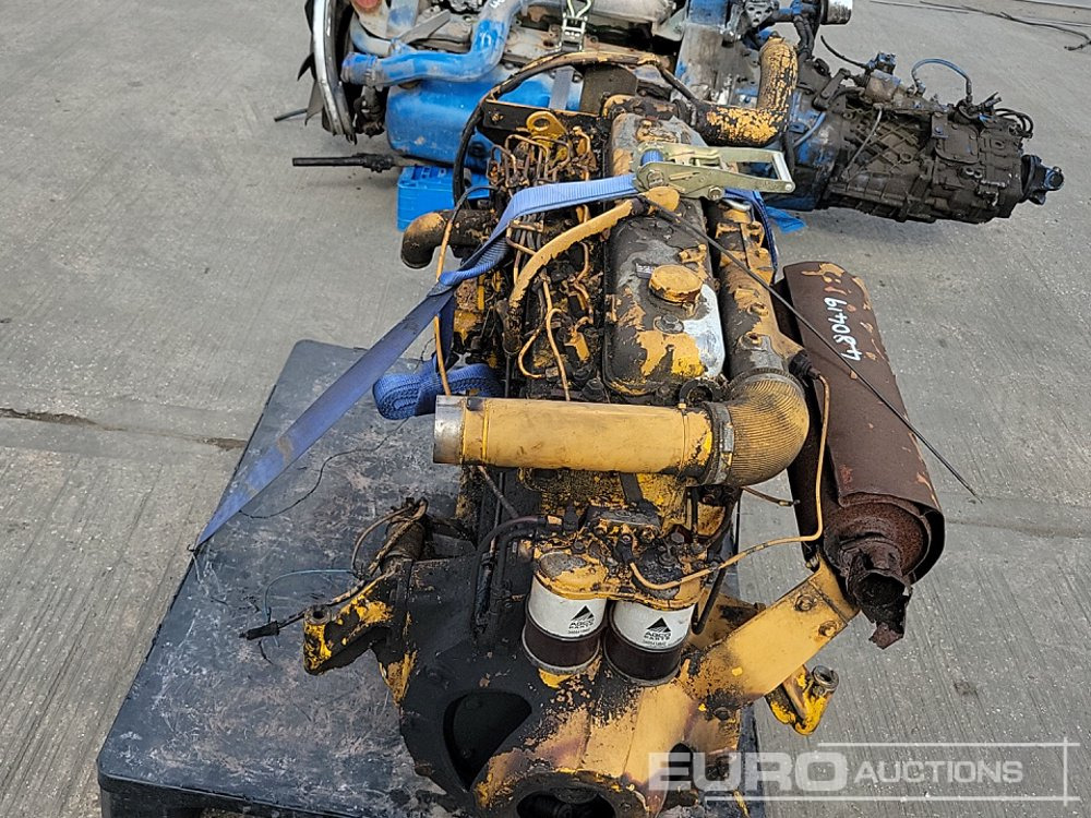 Perkins 6 Cylinder Engine - Motor: 4 kép. Perkins 6 Cylinder Engine - Motor: 4 kép.