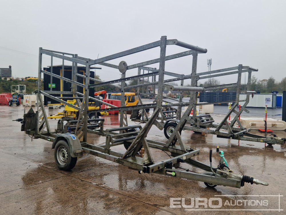 Pipe Reel Trailer - Gépszállító utánfutó: 4 kép. Pipe Reel Trailer - Gépszállító utánfutó: 4 kép.