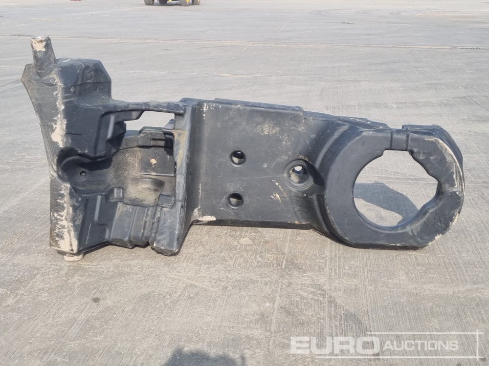 Plastic Fuel Tank to suit John Deere Tractor - Építőipari berendezések: 2 kép. Plastic Fuel Tank to suit John Deere Tractor - Építőipari berendezések: 2 kép.