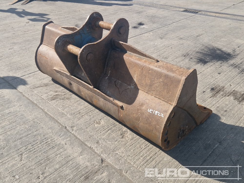 Rhinox 74" Ditching Bucket 65mm Pin to suit 13 Ton Excavator - Kanál: 5 kép. Rhinox 74" Ditching Bucket 65mm Pin to suit 13 Ton Excavator - Kanál: 5 kép.