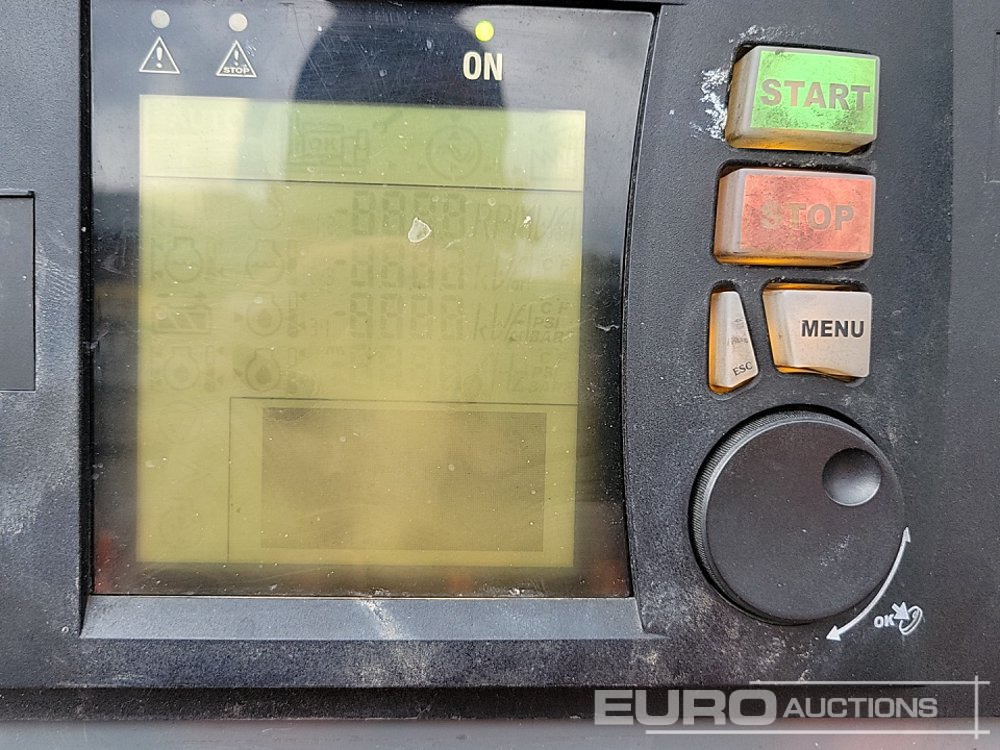 Áramfejlesztő SDMO R110: 26 kép.
