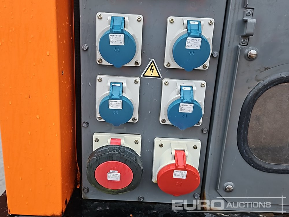 Áramfejlesztő SDMO R165: 35 kép.