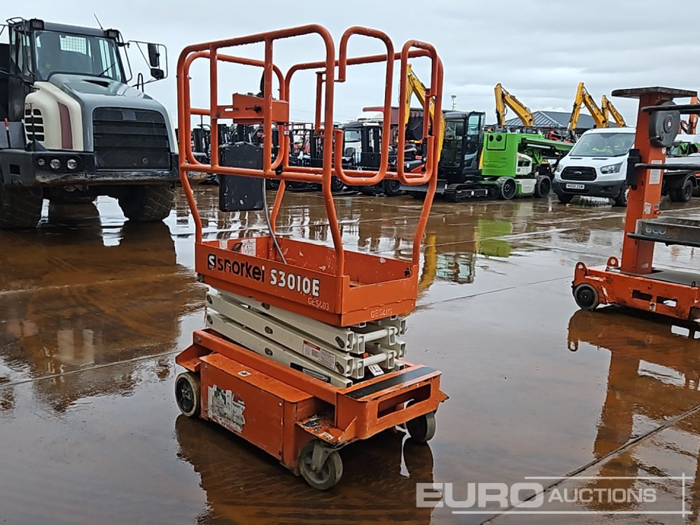 Snorkel S3010E - Ollós emelő: 3 kép. Snorkel S3010E - Ollós emelő: 3 kép.