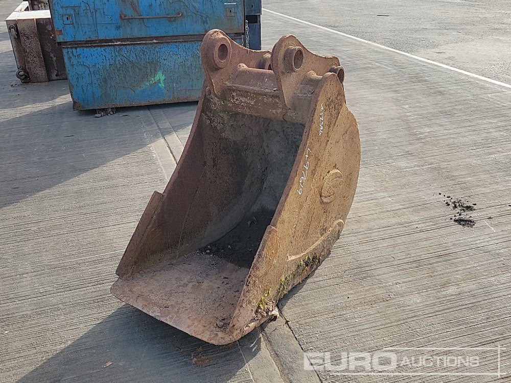 Strickland 24" Digging Bucket 65mm Pin to suit 13 Ton Excavator - Kanál: 1 kép. Strickland 24" Digging Bucket 65mm Pin to suit 13 Ton Excavator - Kanál: 1 kép.