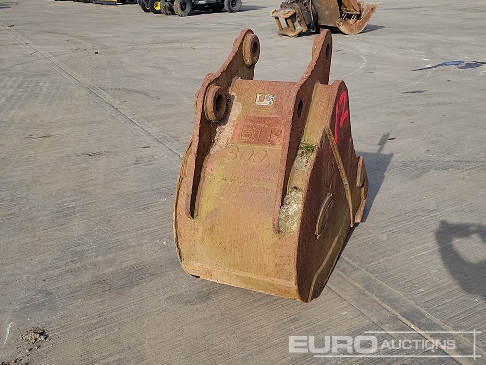 Strickland 24" Digging Bucket 65mm Pin to suit 13 Ton Excavator - Kanál: 4 kép. Strickland 24" Digging Bucket 65mm Pin to suit 13 Ton Excavator - Kanál: 4 kép.