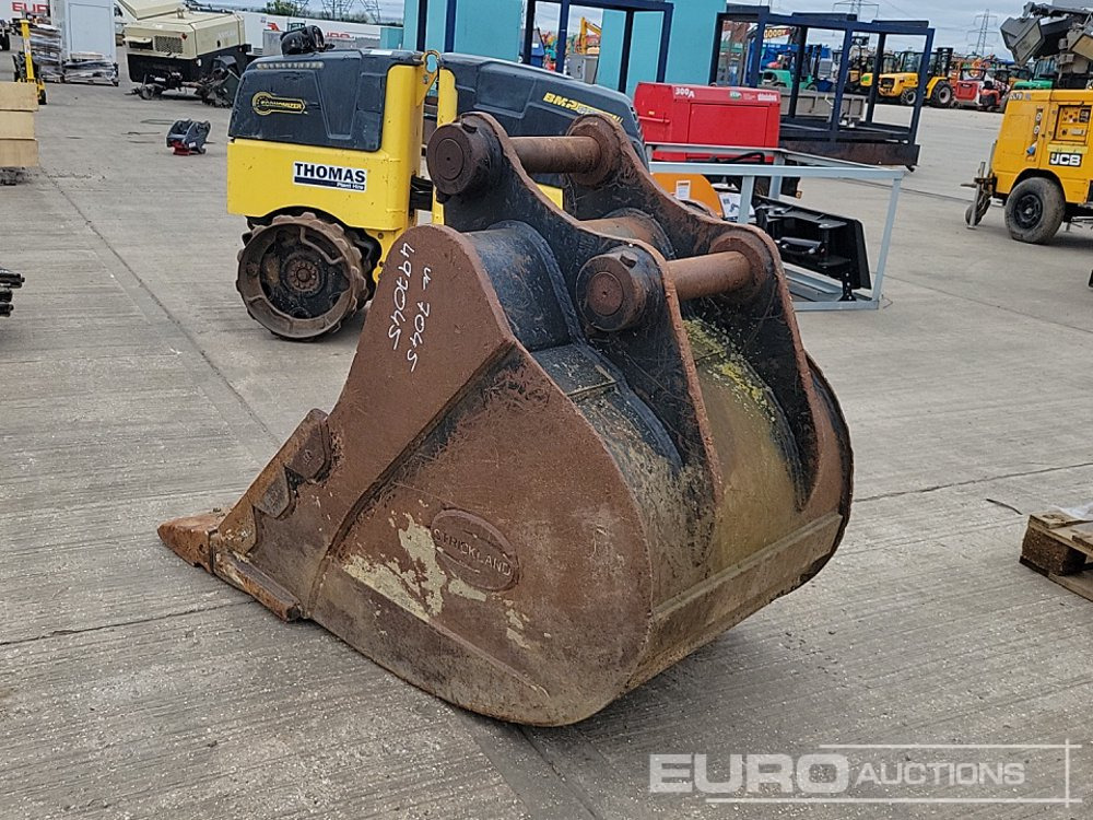 Strickland 36" Digging Bucket 80mm Pin to suit 20 Ton Excavator - Kanál: 3 kép. Strickland 36" Digging Bucket 80mm Pin to suit 20 Ton Excavator - Kanál: 3 kép.