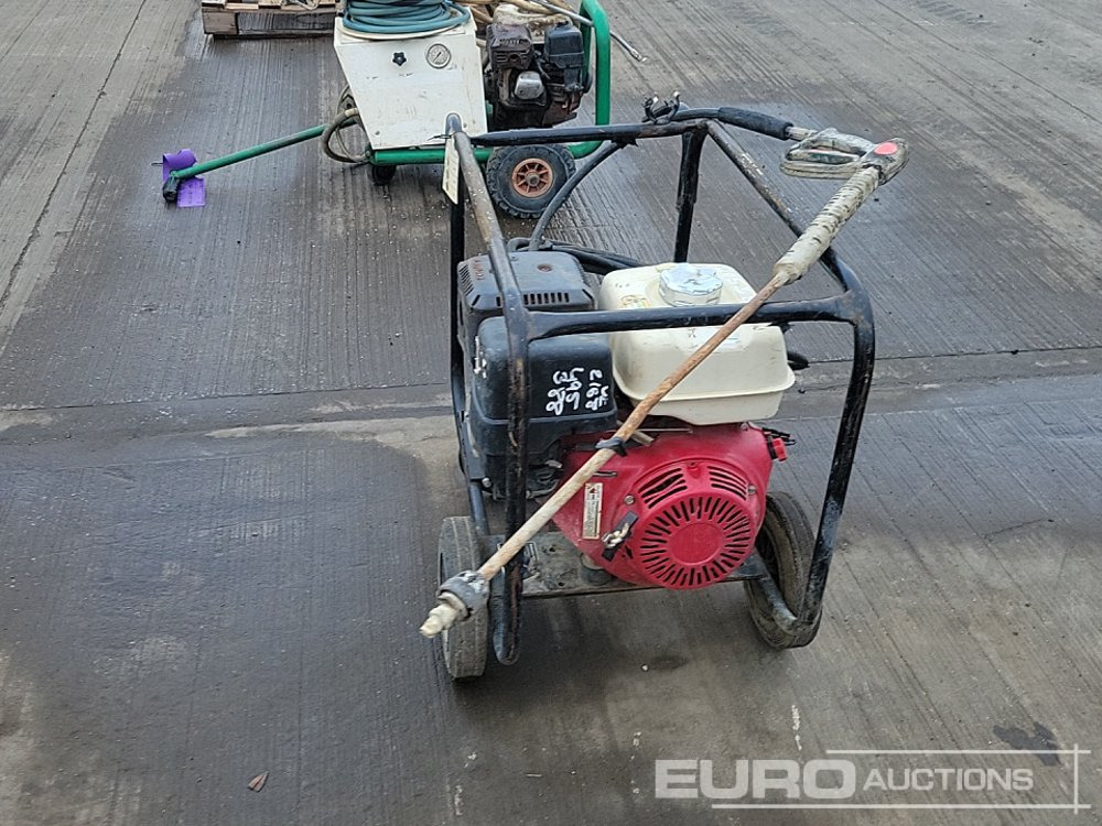 Taskman Petrol Pressure Washer, Honda Engine - Magasnyomású mosó: 2 kép. Taskman Petrol Pressure Washer, Honda Engine - Magasnyomású mosó: 2 kép.