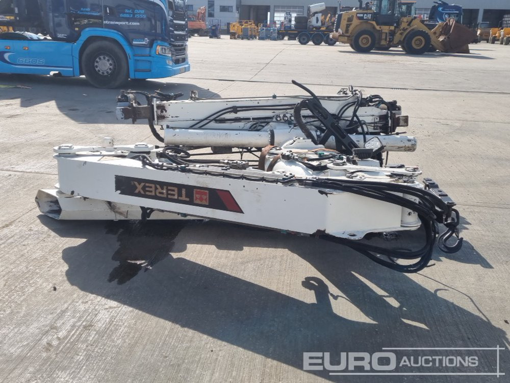 Terex 145.2-A1 - Rakodódaru: 4 kép. Terex 145.2-A1 - Rakodódaru: 4 kép.