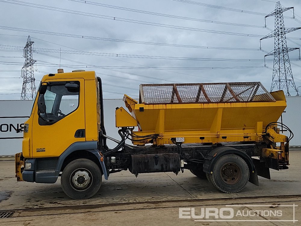 2003 DAF LF45.150 - Többcélú/ Speciális jármű: 2 kép. 2003 DAF LF45.150 - Többcélú/ Speciális jármű: 2 kép.