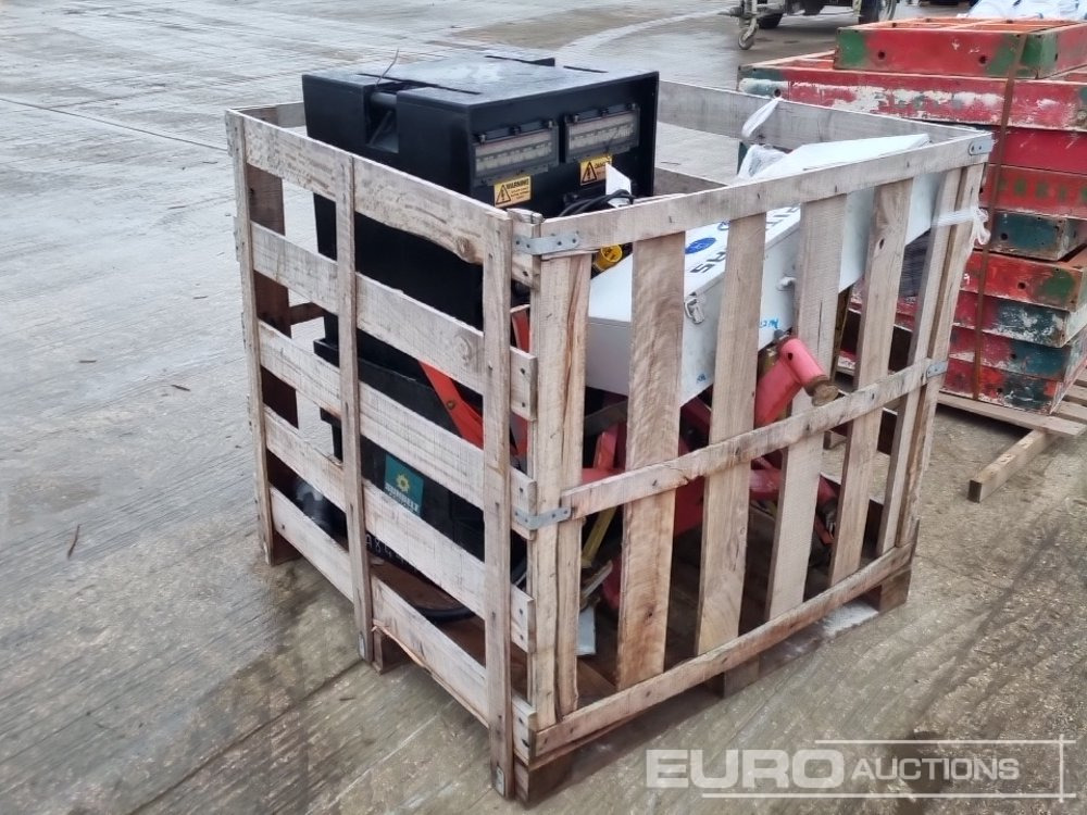 Tri Pod Stands (4 of), 110 Volt Reciprocating Saw, Metabo 110 VotAngle Grinder, 400 Volt Distribution Board (2 of) - Építőipari berendezések: 4 kép. Tri Pod Stands (4 of), 110 Volt Reciprocating Saw, Metabo 110 VotAngle Grinder, 400 Volt Distribution Board (2 of) - Építőipari berendezések: 4 kép.