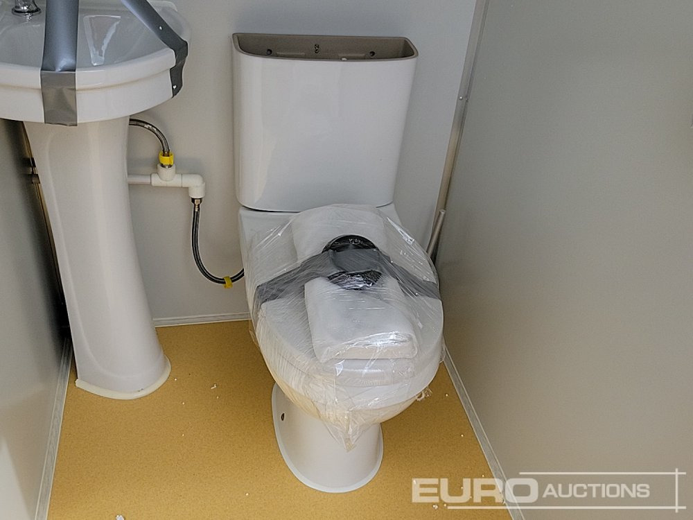 Tengeri konténer Unused 2025 220V Portable Double Toilets (Cannot Be Reconsigned): 34 kép.