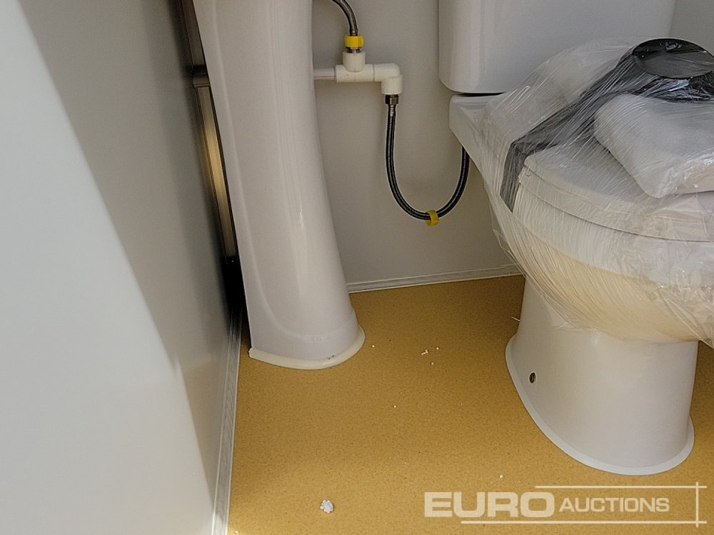 Tengeri konténer Unused 2025 220V Portable Double Toilets (Cannot Be Reconsigned): 38 kép.