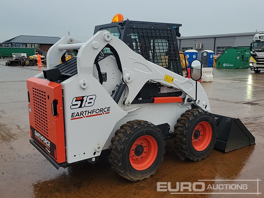 Unused 2025 Bobcat S18-C4 - Mini homlokrakodó: 5 kép. Unused 2025 Bobcat S18-C4 - Mini homlokrakodó: 5 kép.