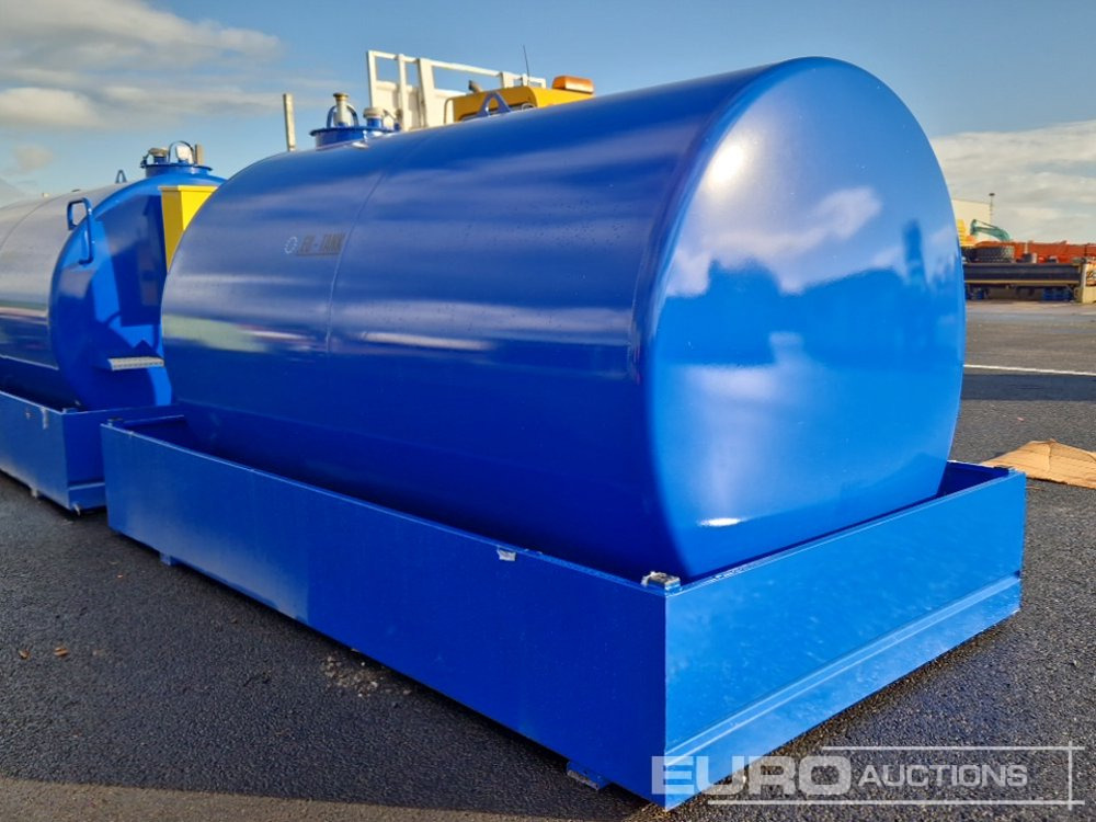 Unused 2025 Emiliana Serbatoi TF9/50 9000 Litre Fuel Tank, Meter, 240 Volt Pump - Tároló tartály: 3 kép. Unused 2025 Emiliana Serbatoi TF9/50 9000 Litre Fuel Tank, Meter, 240 Volt Pump - Tároló tartály: 3 kép.