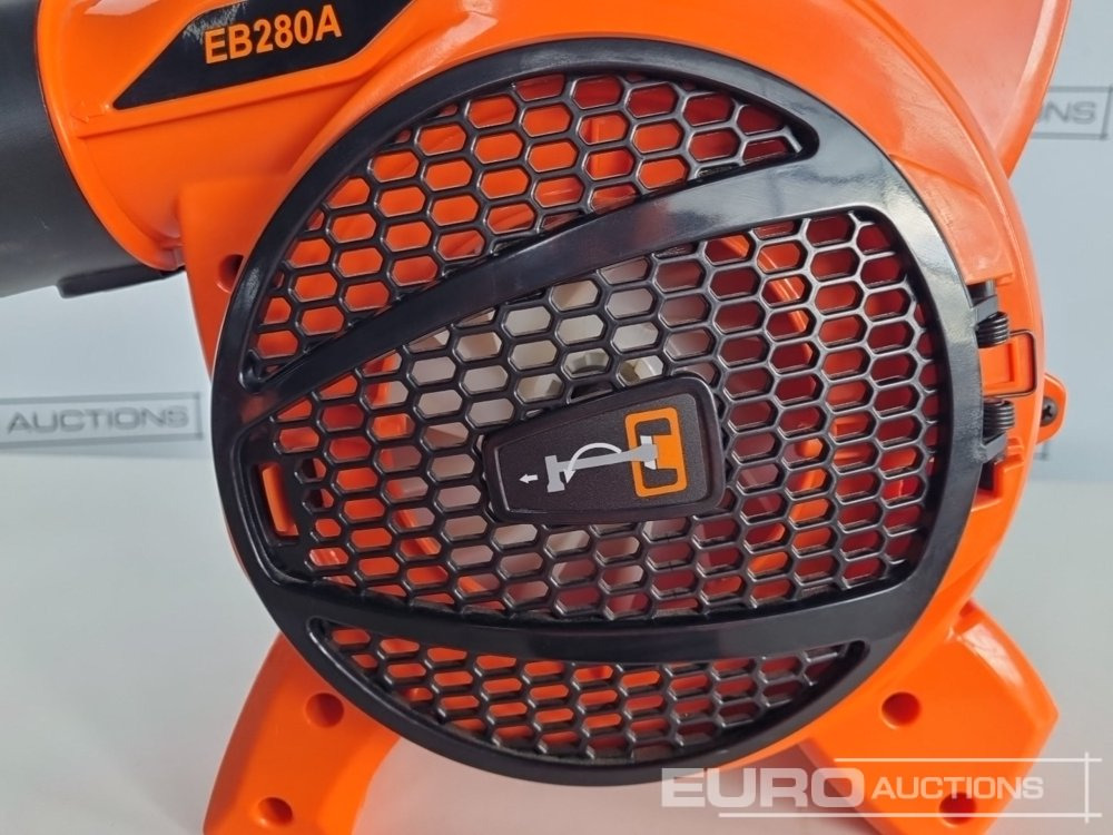 Építőipari berendezések Unused Boss EB280A: 14 kép.
