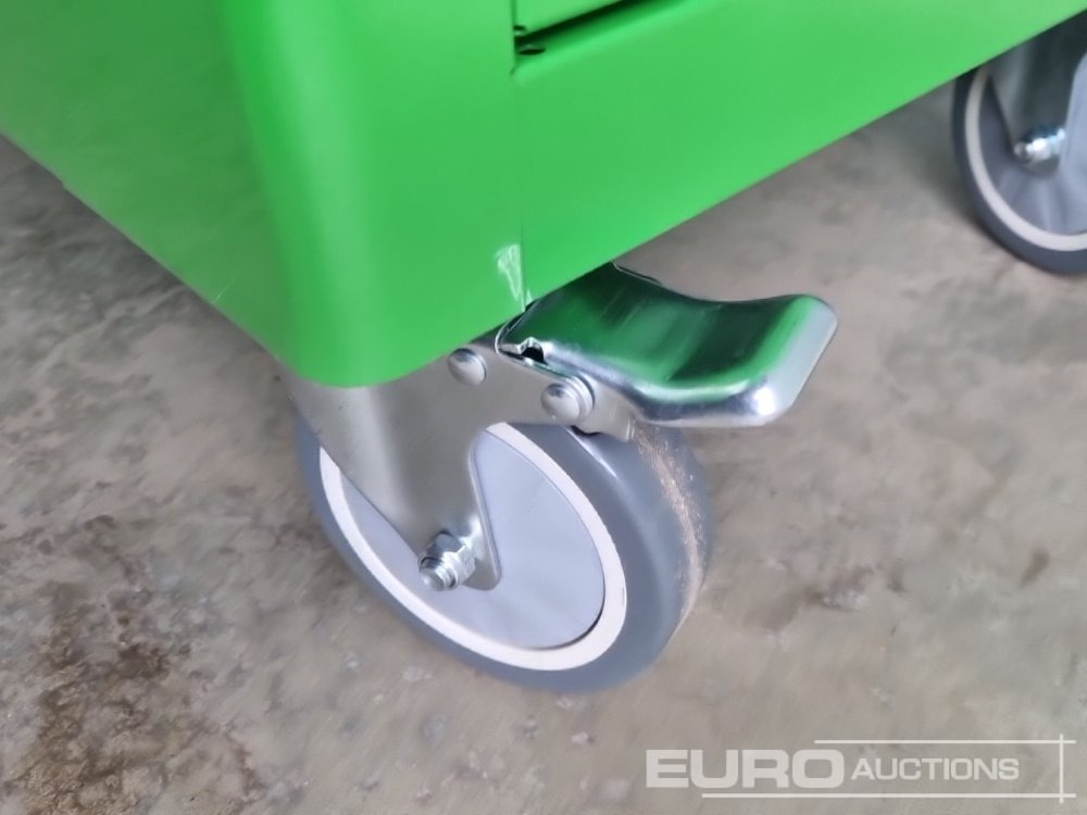 Garázs felszerelés Unused Boss Wheeled Tool Cart with 258pc Tools (Green): 11 kép.