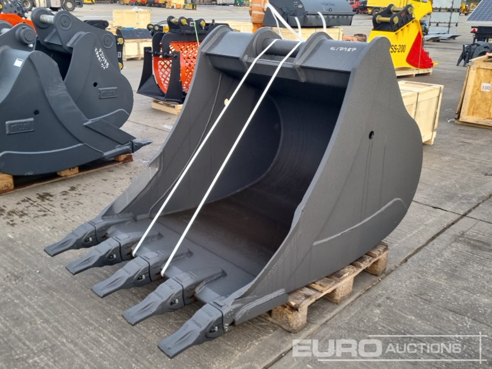 Unused CNH 44" Scoop Bucket 80mm Pin to suit 20 Ton Excavator - Kanál: 1 kép. Unused CNH 44" Scoop Bucket 80mm Pin to suit 20 Ton Excavator - Kanál: 1 kép.