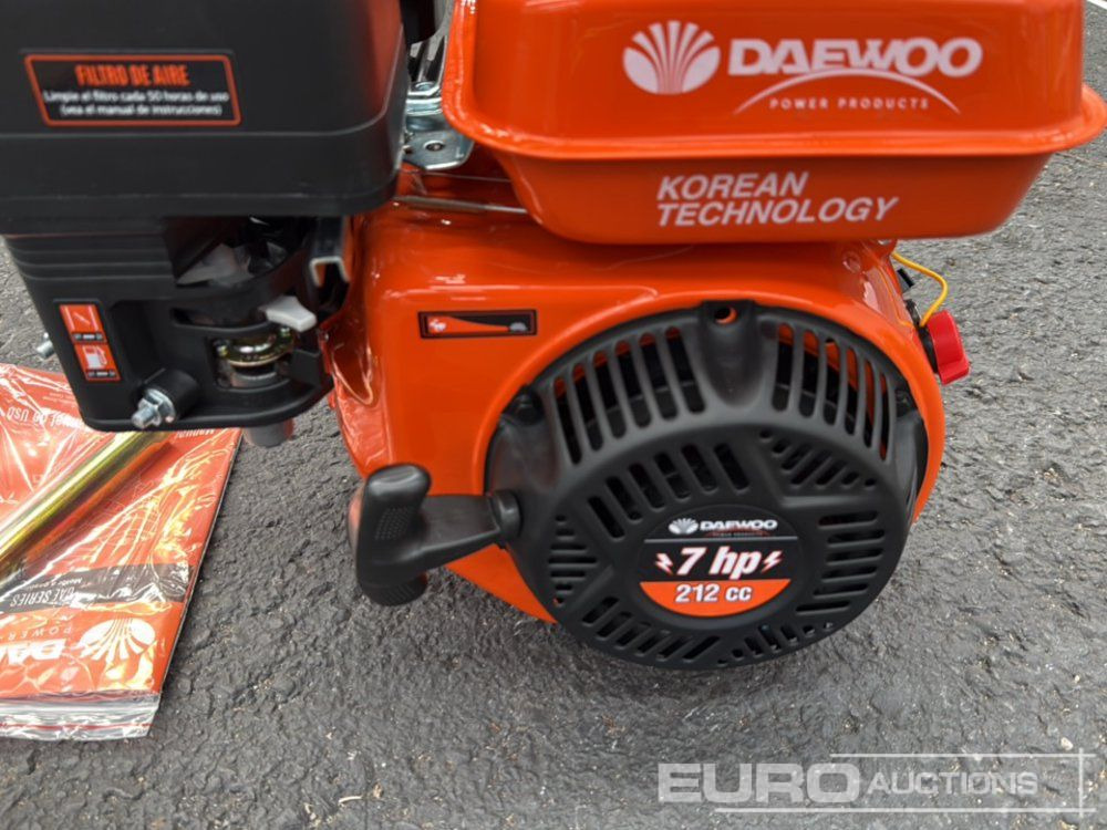 Unused Daewoo GAE170F 7Hp 212cc Petrol Engine (3 of) - Motor: 5 kép. Unused Daewoo GAE170F 7Hp 212cc Petrol Engine (3 of) - Motor: 5 kép.