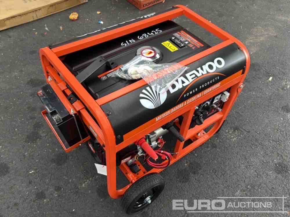 Unused Daewoo GDAW190AC 3.6Kw Petrol Generator - Motor: 2 kép. Unused Daewoo GDAW190AC 3.6Kw Petrol Generator - Motor: 2 kép.