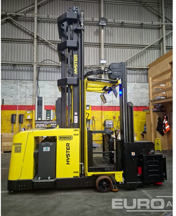 Unused Hyster Hyster C1.0 Very Narrow Aisle Reach Truck - Villás targonca: 3 kép. Unused Hyster Hyster C1.0 Very Narrow Aisle Reach Truck - Villás targonca: 3 kép.