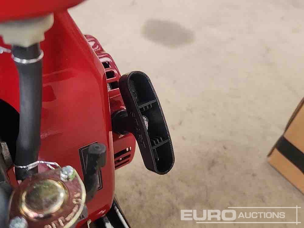 Vízszivattyú Unused Linx SR40 Petrol Water Pump: 25 kép. Vízszivattyú Unused Linx SR40 Petrol Water Pump: 25 kép.