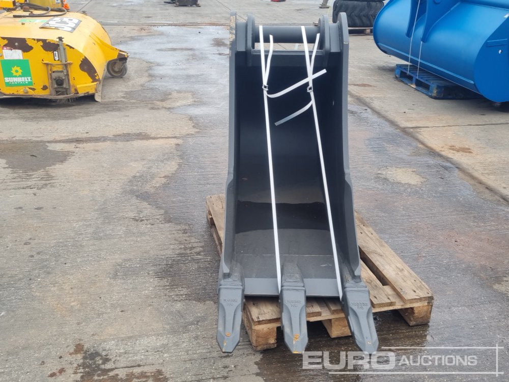 Unused Miller 24 Scoop Bucket 80mm Pin to suit 20 Ton Excavator - Kanál: 2 kép. Unused Miller 24 Scoop Bucket 80mm Pin to suit 20 Ton Excavator - Kanál: 2 kép.