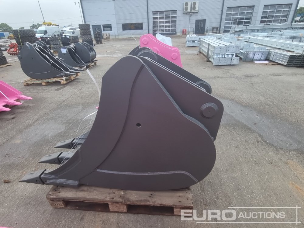 Unused Miller 24" Scoop Bucket 80mm Pin to suit 20 Ton Excavator - Kanál: 2 kép. Unused Miller 24" Scoop Bucket 80mm Pin to suit 20 Ton Excavator - Kanál: 2 kép.