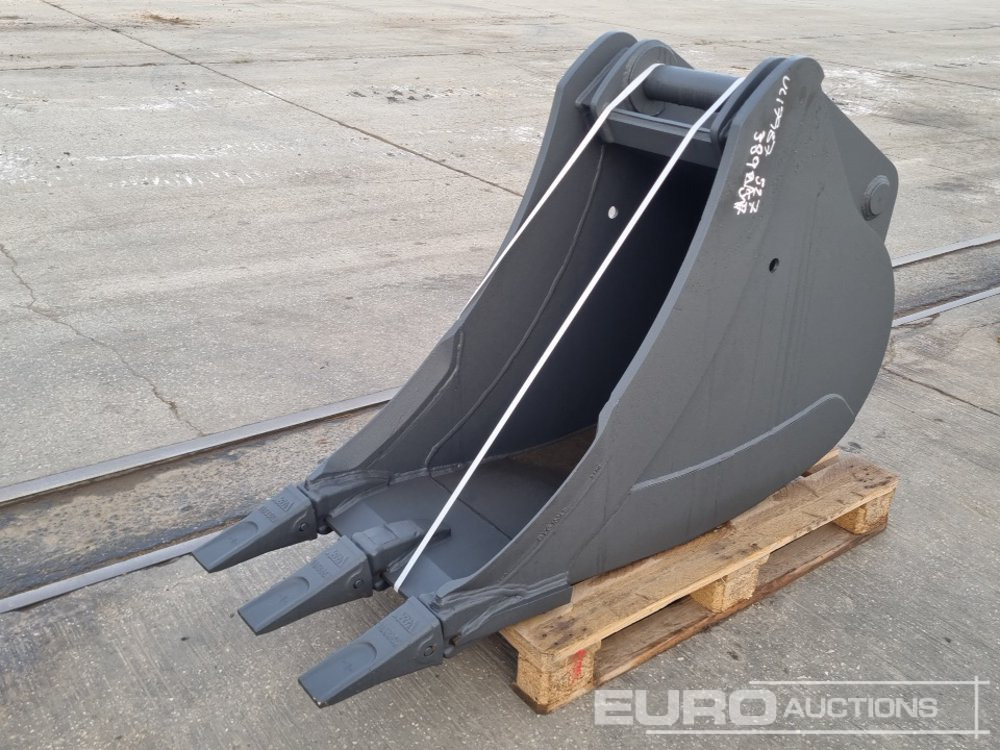 Unused Miller 24" Scoop Bucket 80mm Pin to suit 20 Ton Excavator - Kanál: 1 kép. Unused Miller 24" Scoop Bucket 80mm Pin to suit 20 Ton Excavator - Kanál: 1 kép.