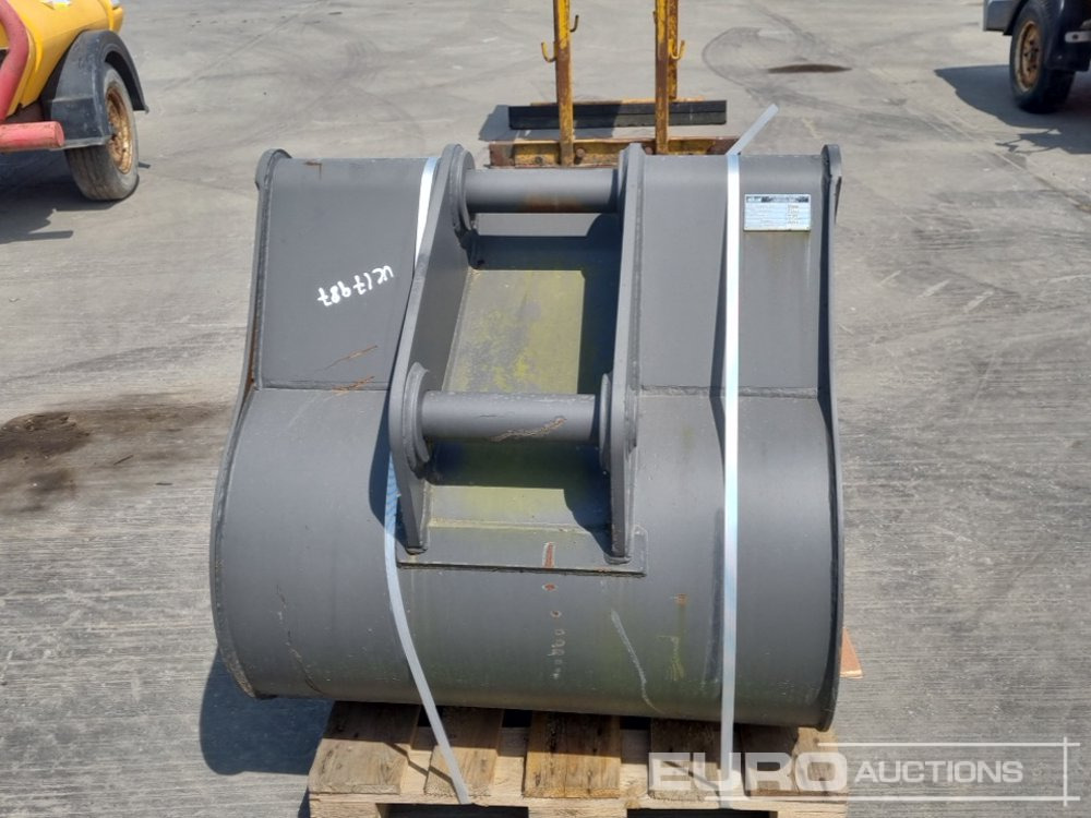 Unused Miller 36" Scoop Bucket 65mm Pin to suit 13 Ton Excavator - Kanál: 4 kép. Unused Miller 36" Scoop Bucket 65mm Pin to suit 13 Ton Excavator - Kanál: 4 kép.