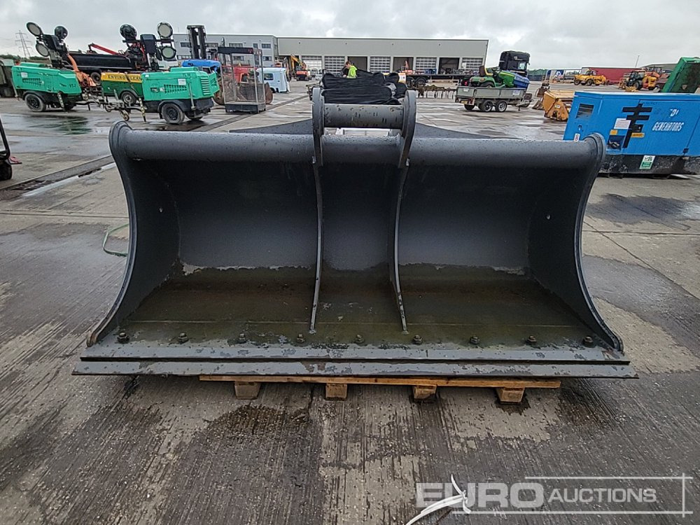 Unused Miller 96" Ditching Bucket 100mm Pin to suit 40 Ton Excavator - Kanál: 2 kép. Unused Miller 96" Ditching Bucket 100mm Pin to suit 40 Ton Excavator - Kanál: 2 kép.