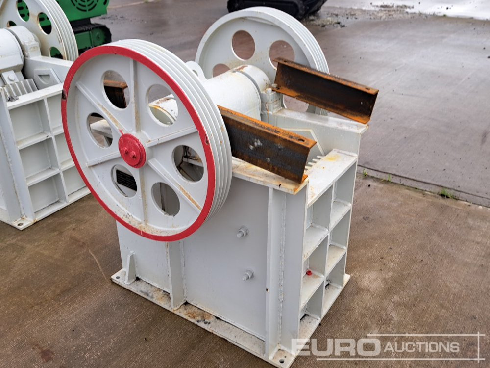 Unused SKLP SK-PSJ220 - Törőgép: 4 kép. Unused SKLP SK-PSJ220 - Törőgép: 4 kép.