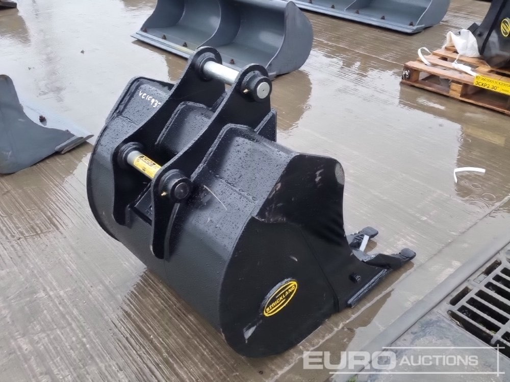 Unused Strickland 30" Digging Bucket 45mm Pin to suit 4-6 Ton Excavator - Kanál: 5 kép. Unused Strickland 30" Digging Bucket 45mm Pin to suit 4-6 Ton Excavator - Kanál: 5 kép.