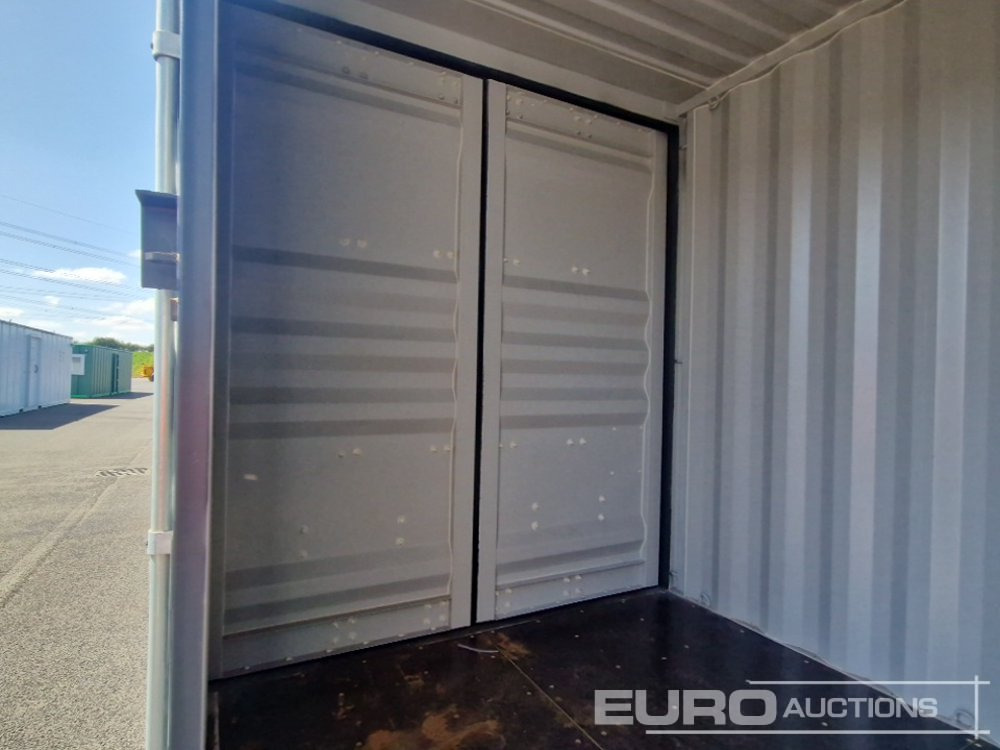 Kis furgon Vauxhall Vivaro: 35 kép.