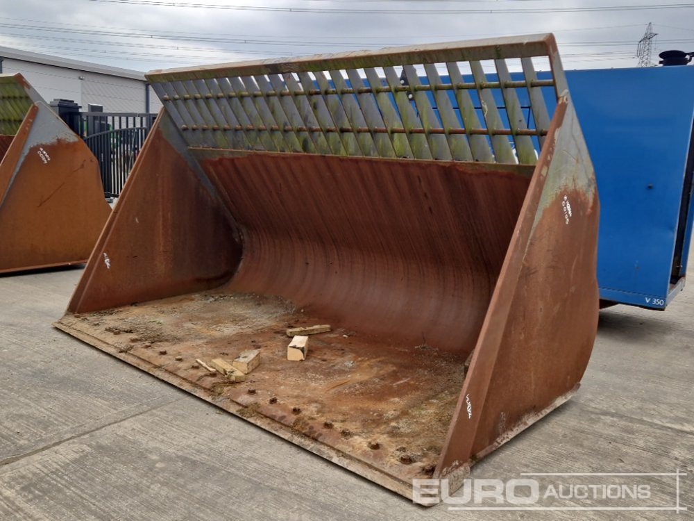 Volvo 144" Loading Bucket to suit Wheeled Loader - Kanál: 1 kép. Volvo 144" Loading Bucket to suit Wheeled Loader - Kanál: 1 kép.