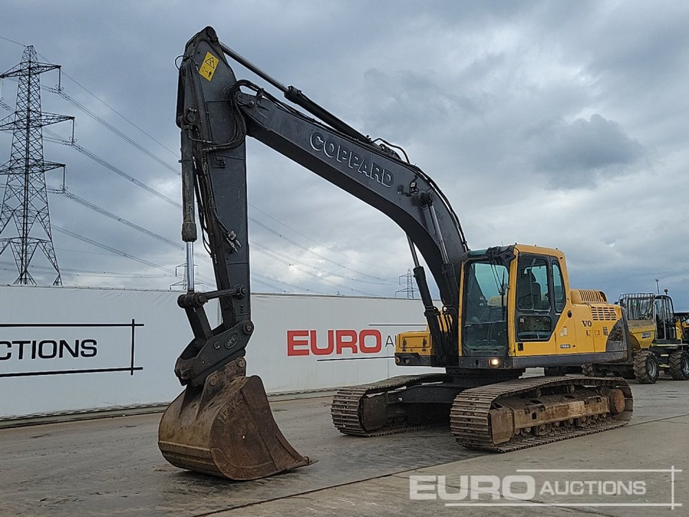 Volvo EC210BLC - Lánctalpas kotró: 1 kép. Volvo EC210BLC - Lánctalpas kotró: 1 kép.