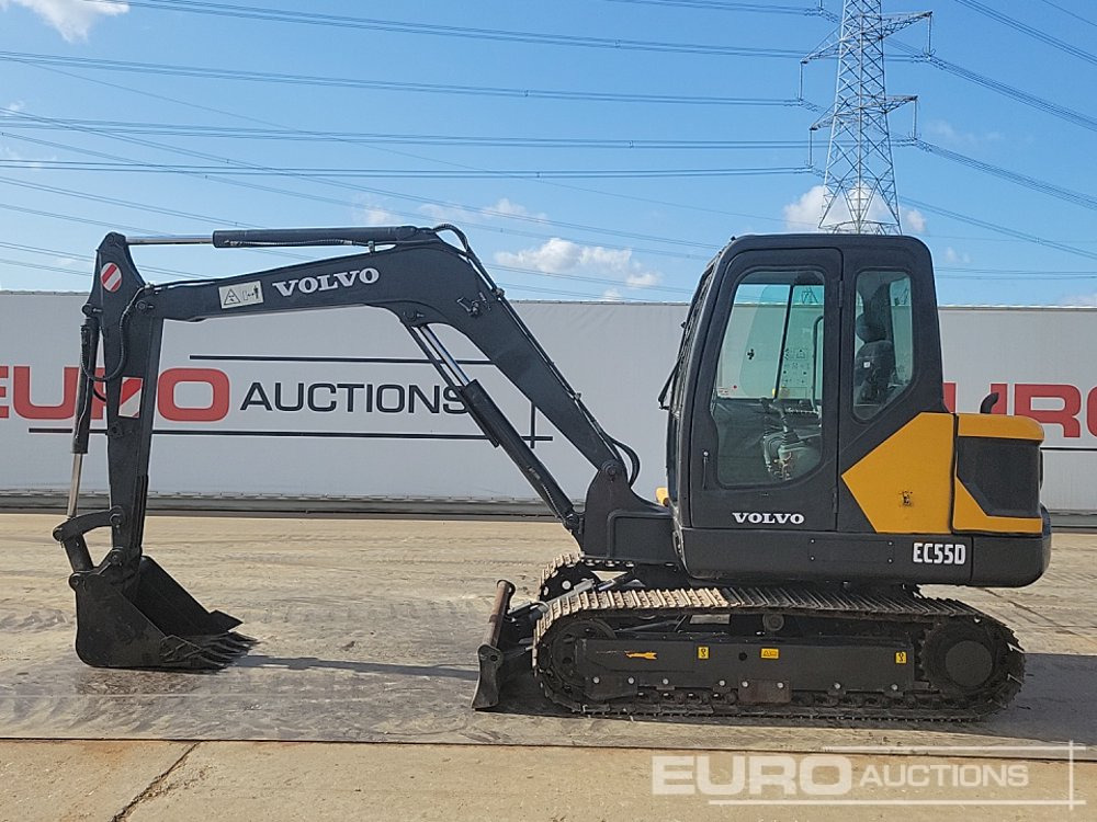 Volvo EC55D - Minikotró: 2 kép. Volvo EC55D - Minikotró: 2 kép.