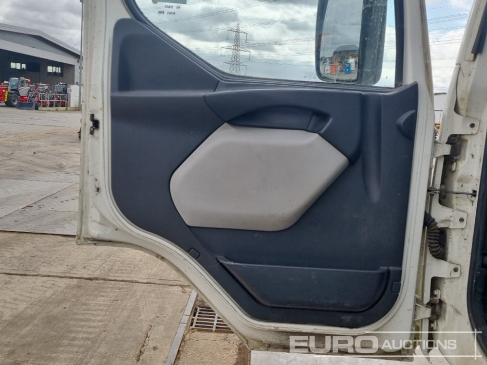 Tartályos teherautó Volvo FL290: 25 kép.