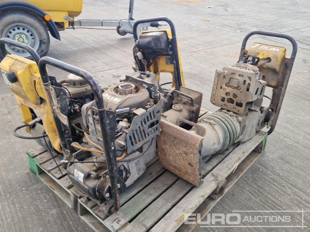 Wacker Neuson Petrol Trench Compactor (4 of, Spares) - Aszfaltozó gép: 5 kép. Wacker Neuson Petrol Trench Compactor (4 of, Spares) - Aszfaltozó gép: 5 kép.