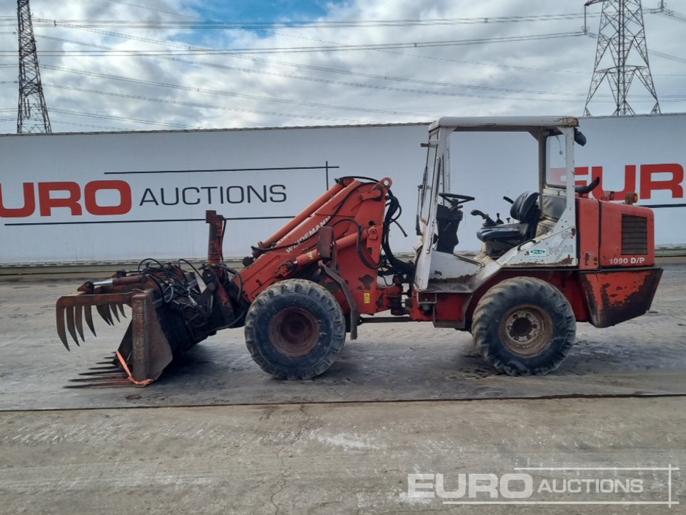 Weidemann 1090DP - Teleszkópos rakodó: 2 kép. Weidemann 1090DP - Teleszkópos rakodó: 2 kép.