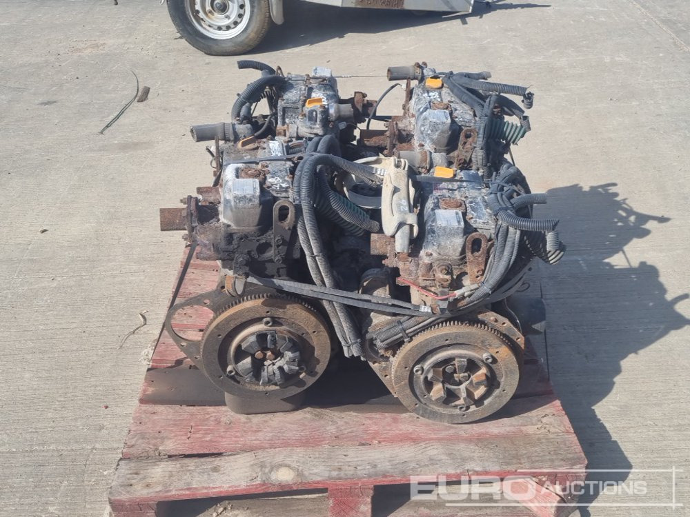Motor Yanmar 2 Cylinder Engine (4 of): 8 kép.