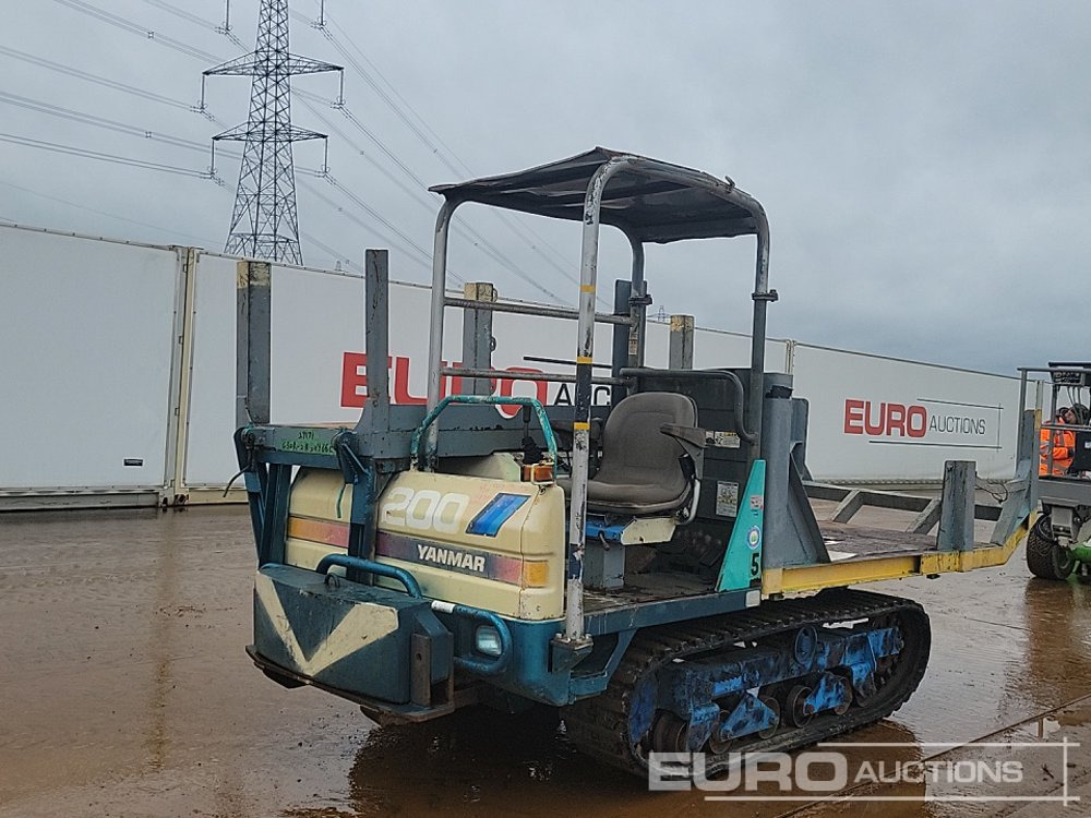 Yanmar C30R-2 - Lánctalpas dömper: 1 kép. Yanmar C30R-2 - Lánctalpas dömper: 1 kép.