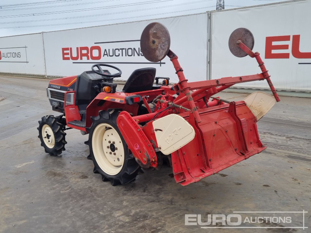 Yanmar F165 - Kistraktor: 3 kép. Yanmar F165 - Kistraktor: 3 kép.