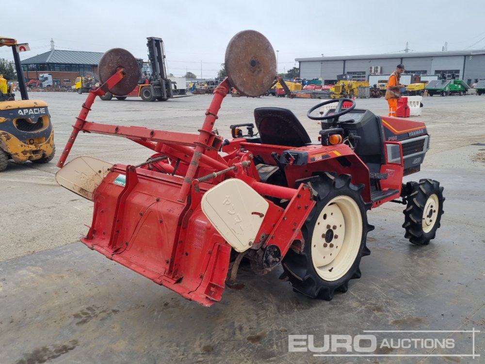 Yanmar F165 - Kistraktor: 5 kép. Yanmar F165 - Kistraktor: 5 kép.