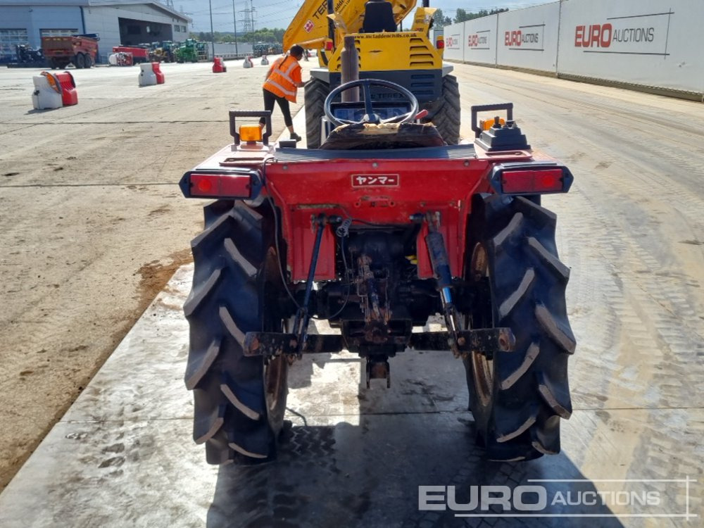 Yanmar F20D - Kistraktor: 4 kép. Yanmar F20D - Kistraktor: 4 kép.